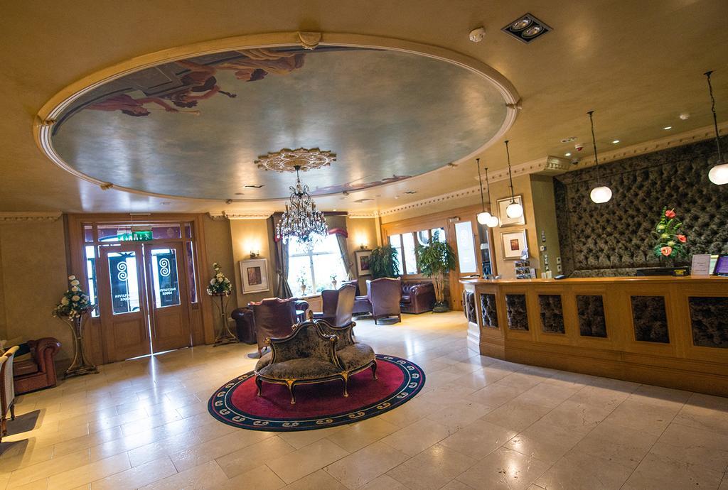 Hotel The And 4*